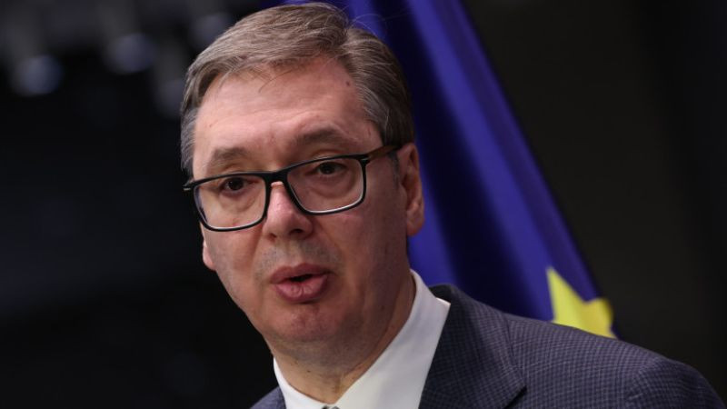 Вучич: NIS може да работи още 4 дни преди да спре напълно